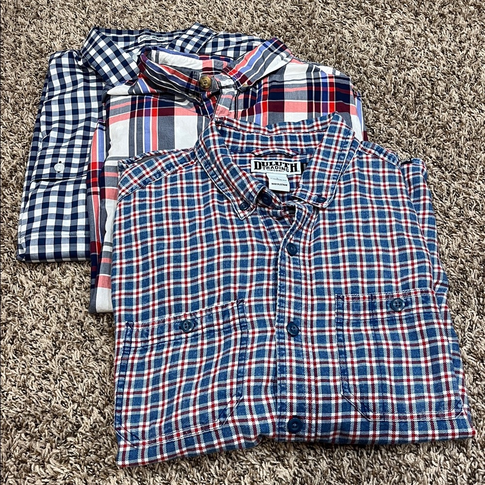 DULUTH TRADING CO. Button-downs